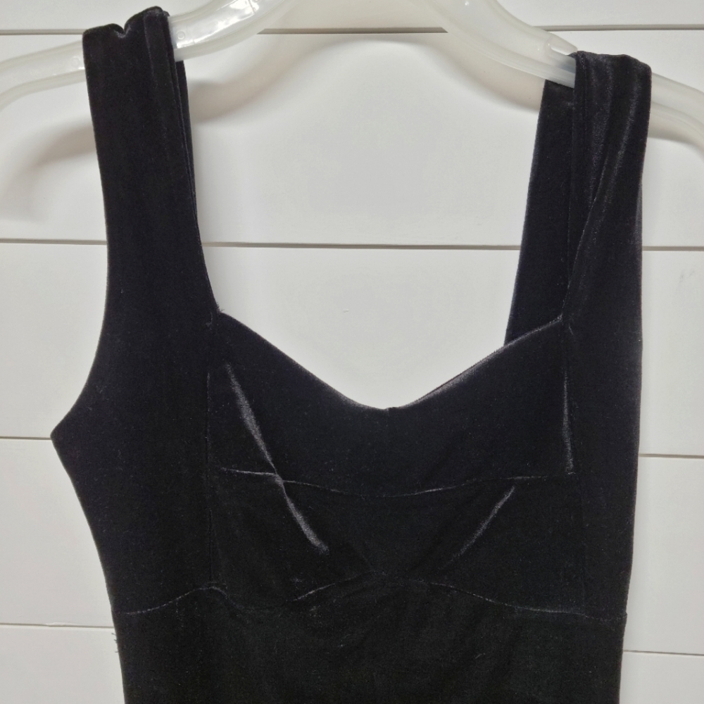 Forever 21 Velvet Black Bodycon Mini Dress - Picture 2 of 7